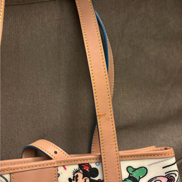 Large Disney Dooney and Bourke purse - Picture 6 of 6
